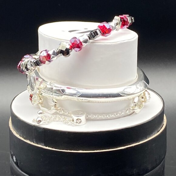 Born Of Twilight ST41841 Halloween Stack 2025 Silver Dagger Charm - Picture 4 of 6